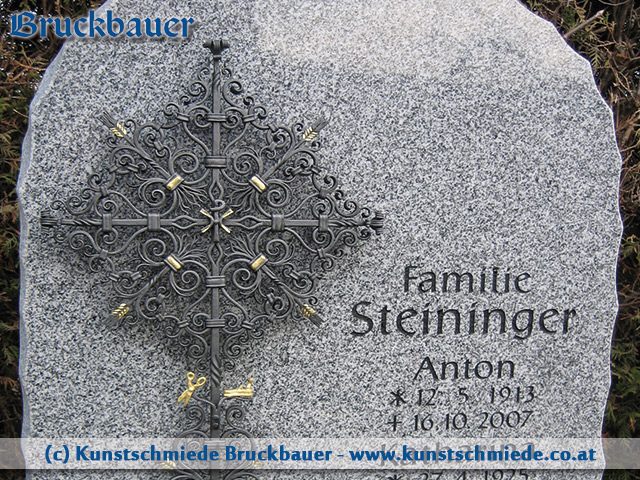 Grabverzierung